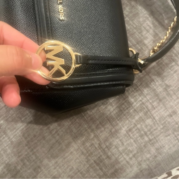 Michael Michael Kors Jet Set Extra-Small Crossbody Holliday black and gold - Picture 5 of 11